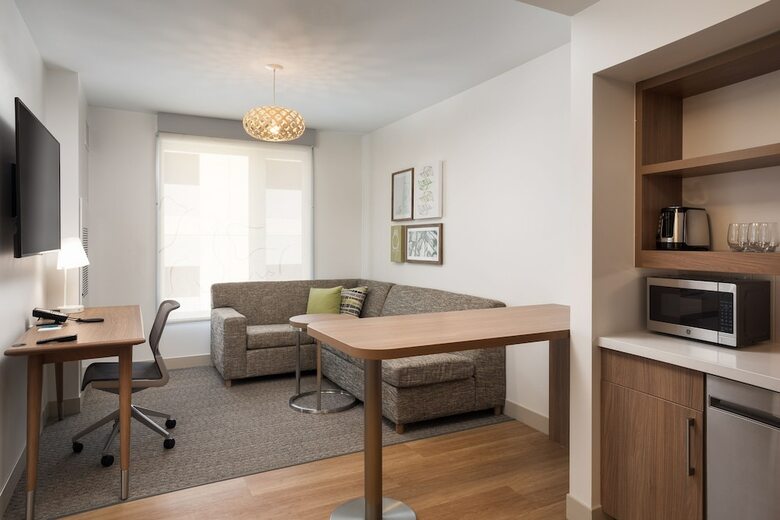 Hotel Element Denver Downtown East