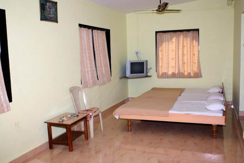 Hotel Nisarg Resort