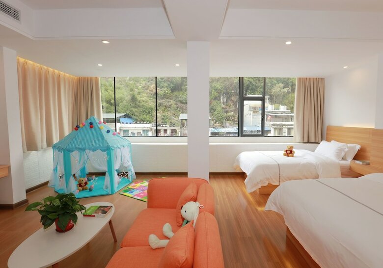 Hotel Yangshuoyuesushuian