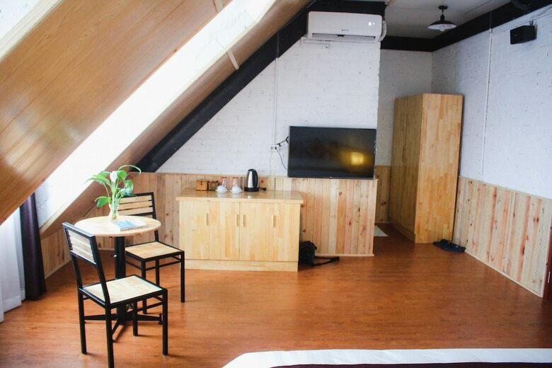 Hostal Aroma Ha Long Hostel