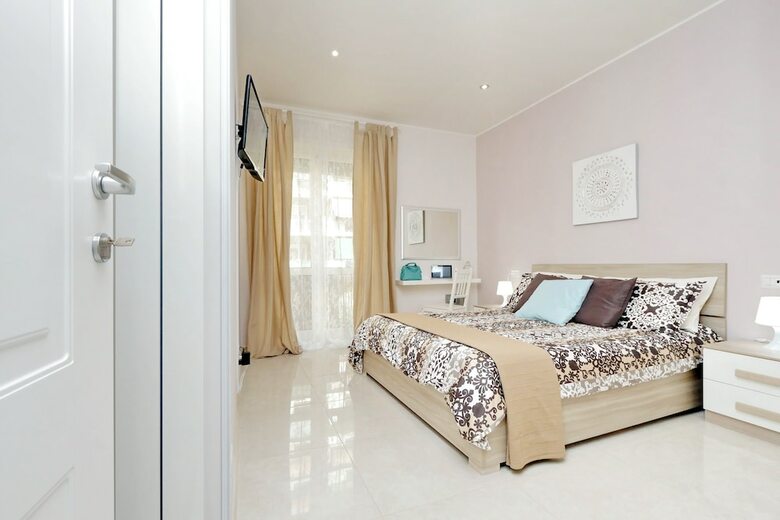 Hotel Roman Holiday Charming