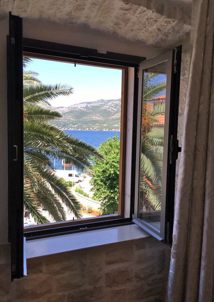Hotel The Fabris - Luxury Inn