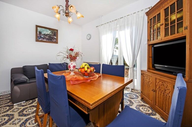 Apartment Ivo