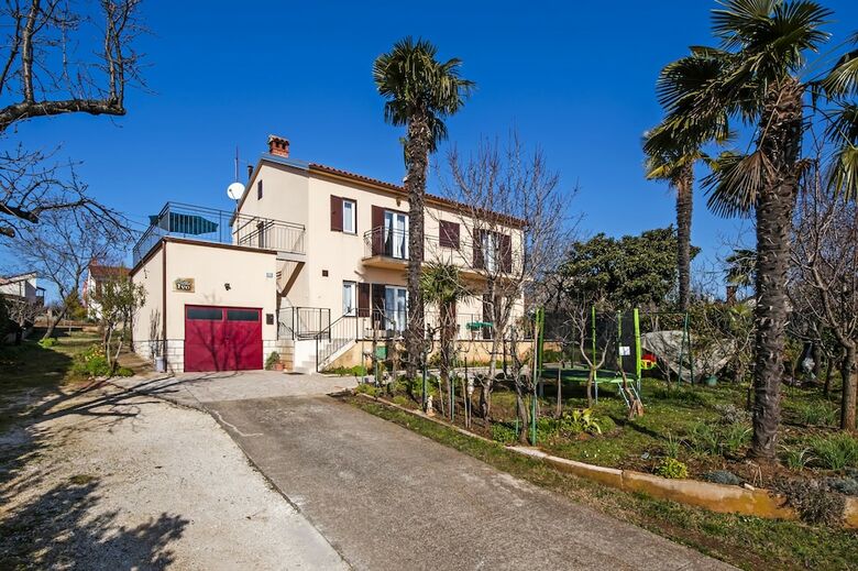 Apartment Ivo