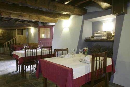 Hostal A Pena De Augasantas