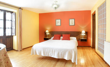 Hostal Almadiero