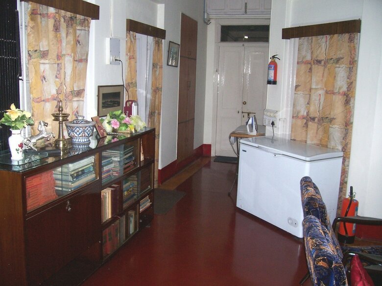 Hotel Blue Chip Guest House Kolkata