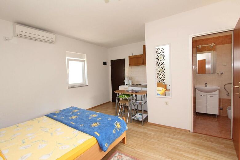 Apartments Sena