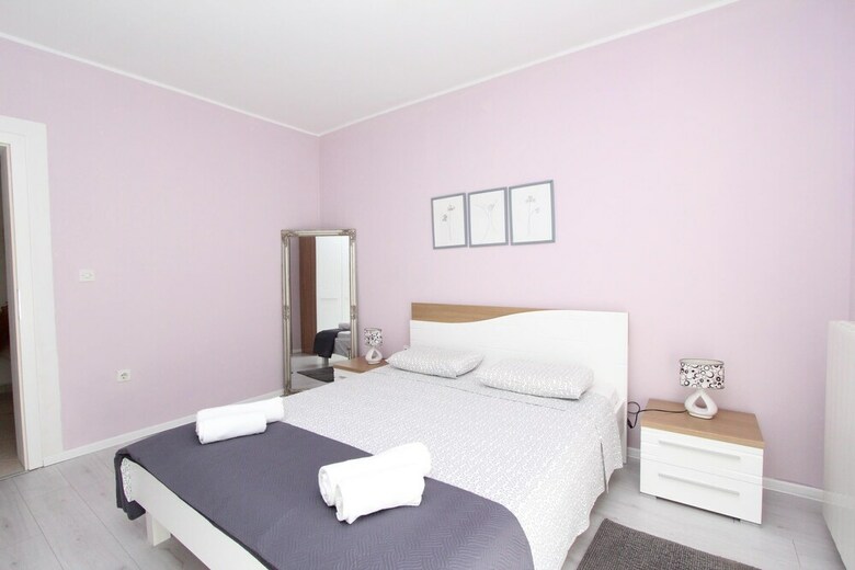 Apartments Rozi