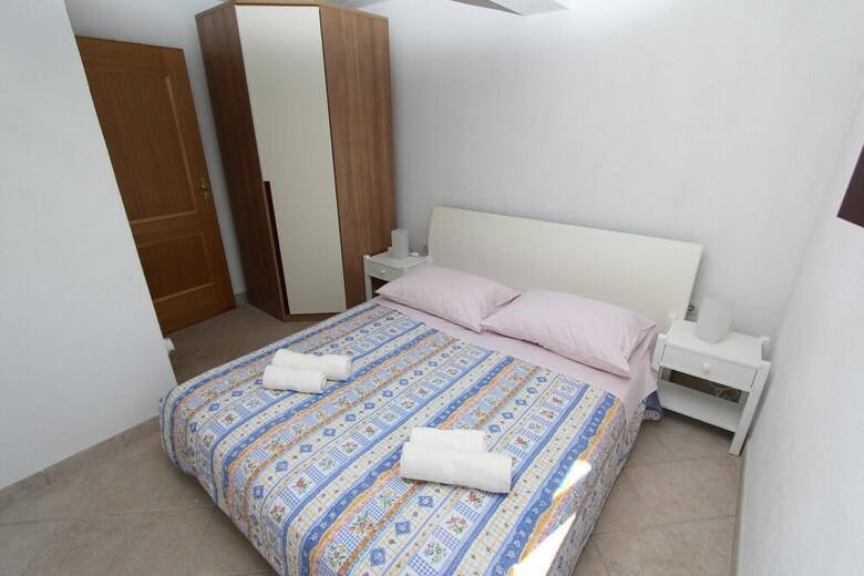 Apartments Rozi