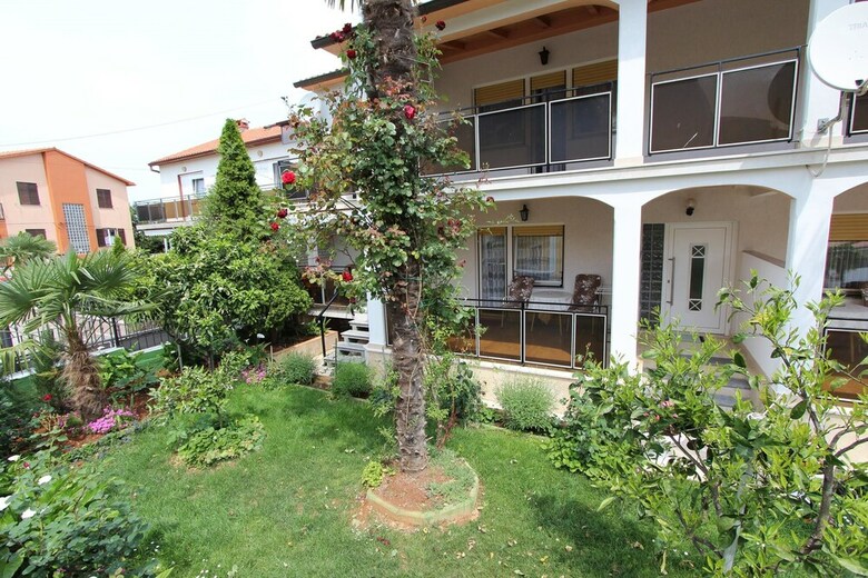 Hotel Rooms And Apartment Stefan