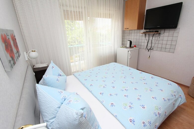 Hotel Rooms And Apartment Stefan