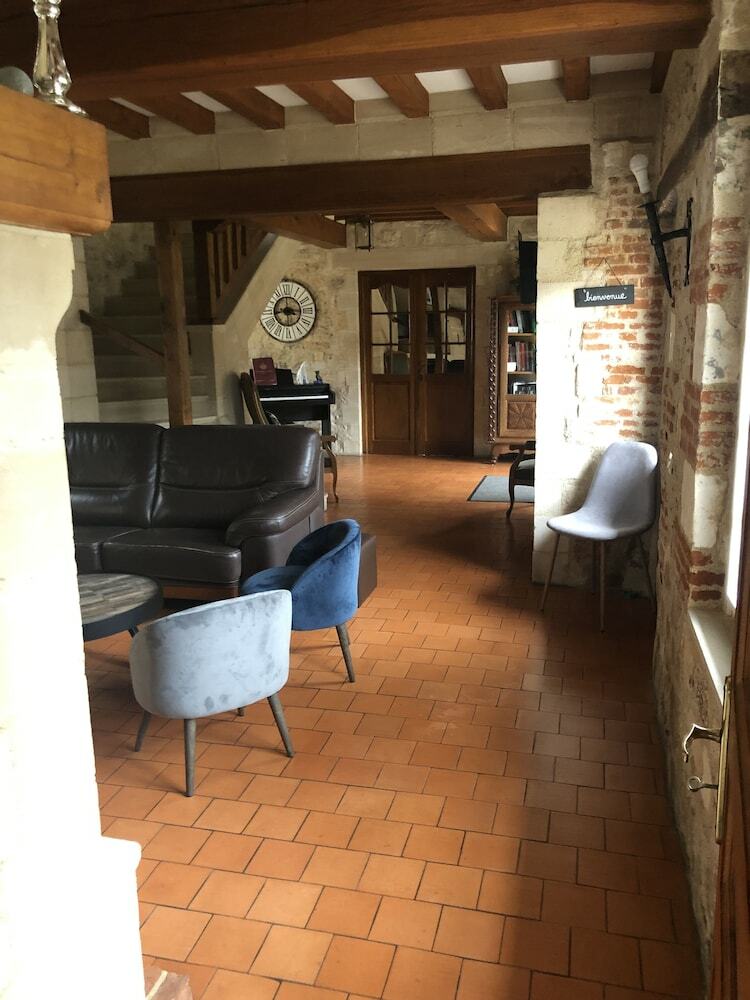 Bed & Breakfast Le Prieure Des Fontaines