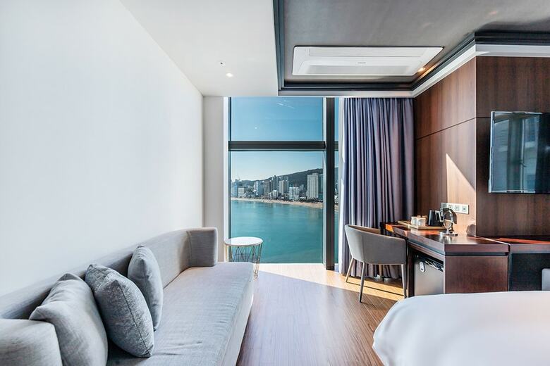 Hotel H Avenue Gwangalli Beach