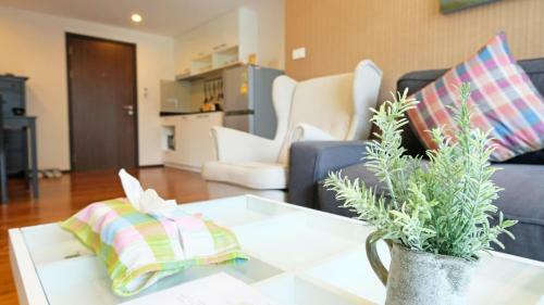 Apartamentos The Title West Wing By Trips Phuket