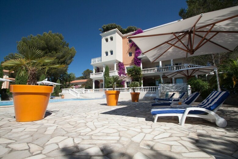 Hotel Chambre D'h�tes La Potini�re