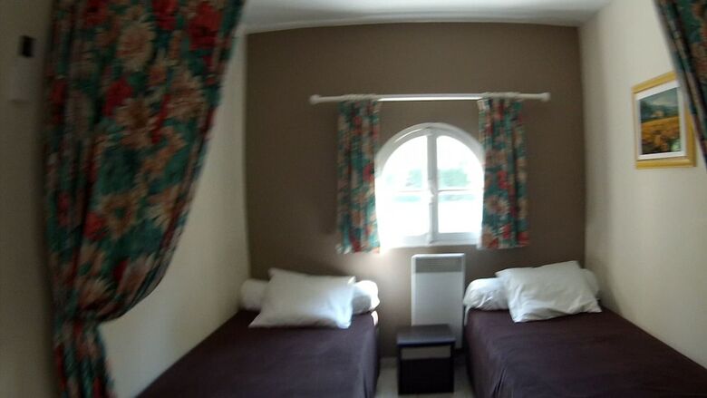 Hotel Chambre D'h�tes La Potini�re