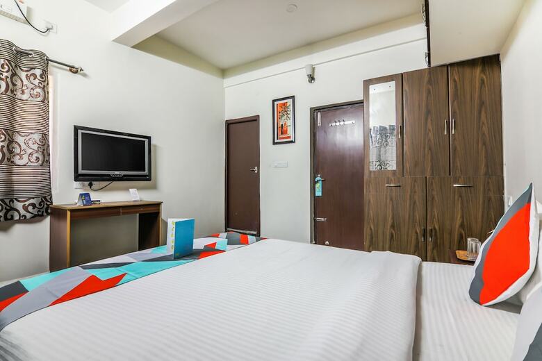 Hotel Fabexpress Am Suites