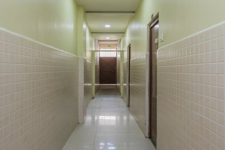 Oyo 17161 Hotel Mahalaxmi
