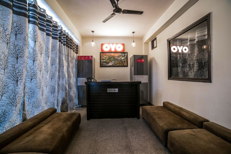 Hotel Oyo 14388 Uk Residency