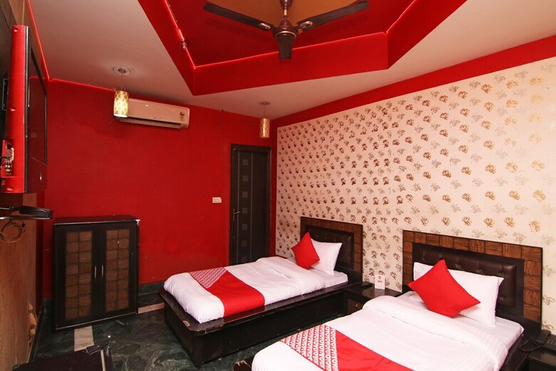 Oyo 22756 Hotel Chinar Inn