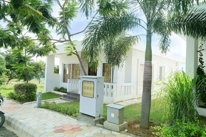Hotel Oyo 24200 Bahri Beautiful Country