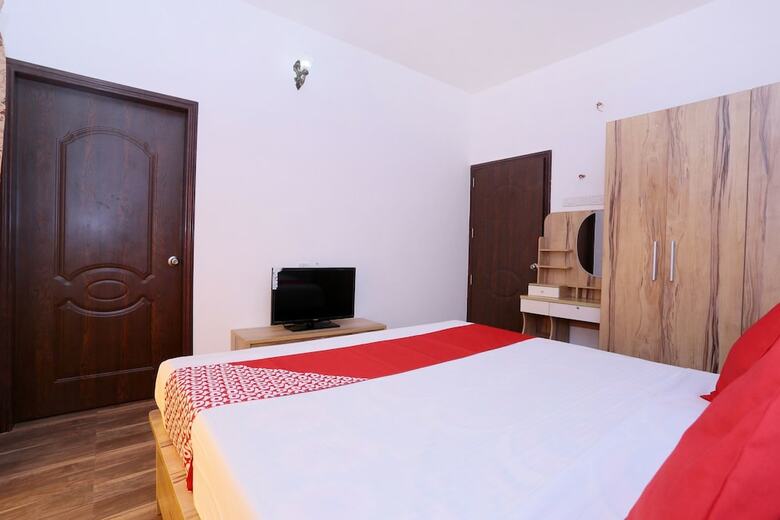 Hotel Oyo 24200 Bahri Beautiful Country