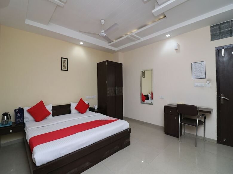 Oyo 22872 Hotel Shivam Fort View