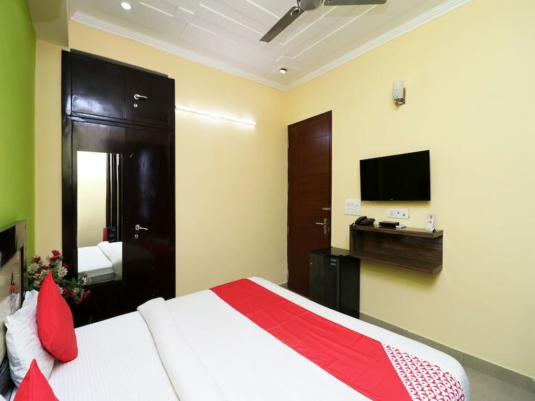 Hotel Oyo 23412 Orrkit Inn