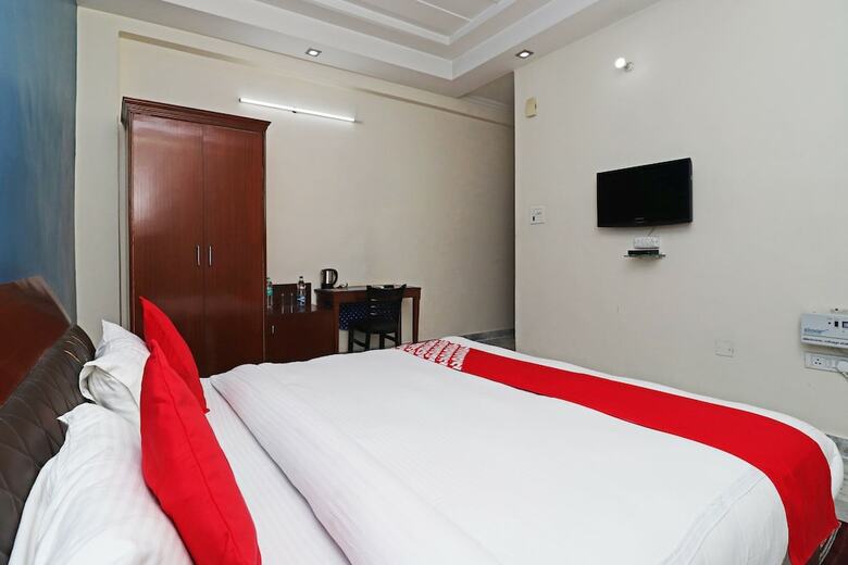 Oyo 29008 Mannat Residency Hotel