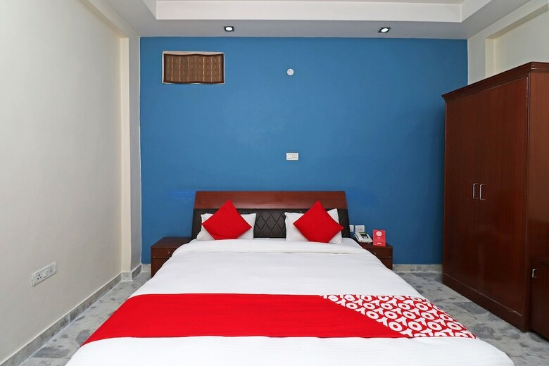 Oyo 29008 Mannat Residency Hotel