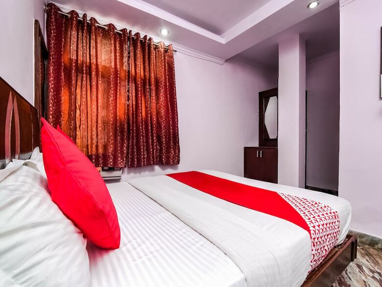 Oyo 18997 Hotel Km International