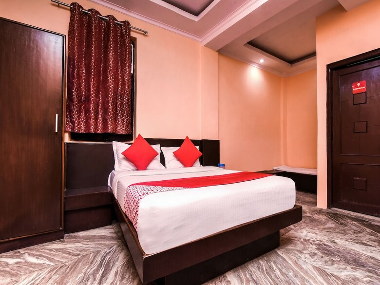 Oyo 18997 Hotel Km International