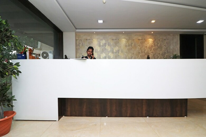 Oyo 4906 Hotel Lotus