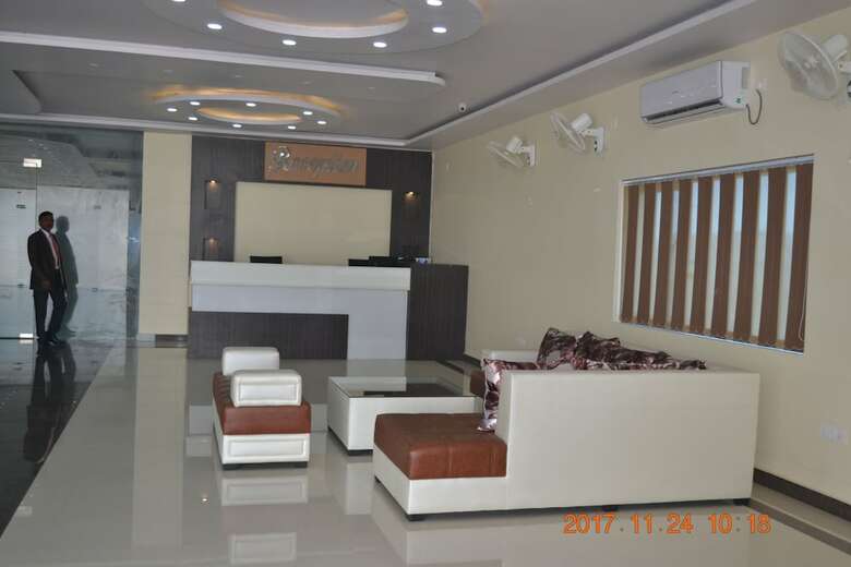 Jk Rooms 125 Hotel Mariya International