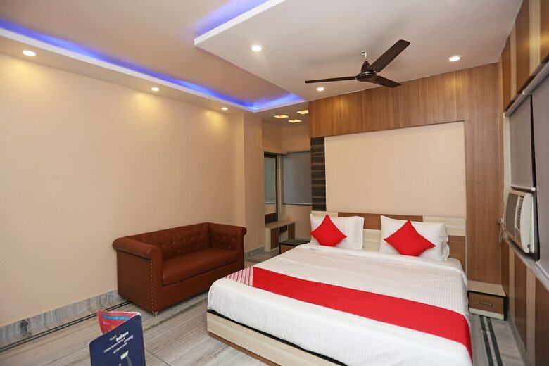 Hotel Oyo 15578 Dora House