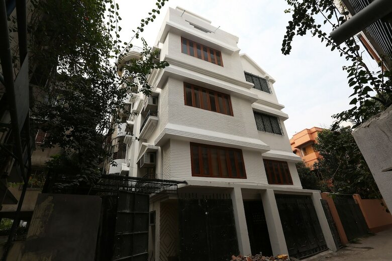 Hotel Oyo 15578 Dora House