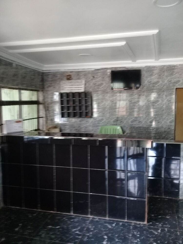 African Princess Hotel New Haven