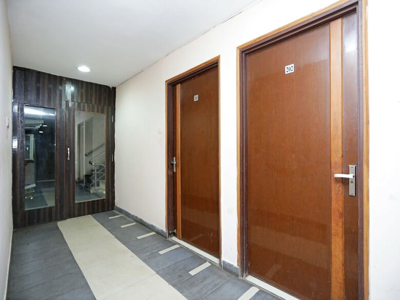 Oyo 9132 Hotel Recharge