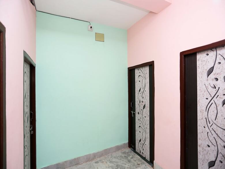 Hotel Oyo 19627 Ankit Guest House