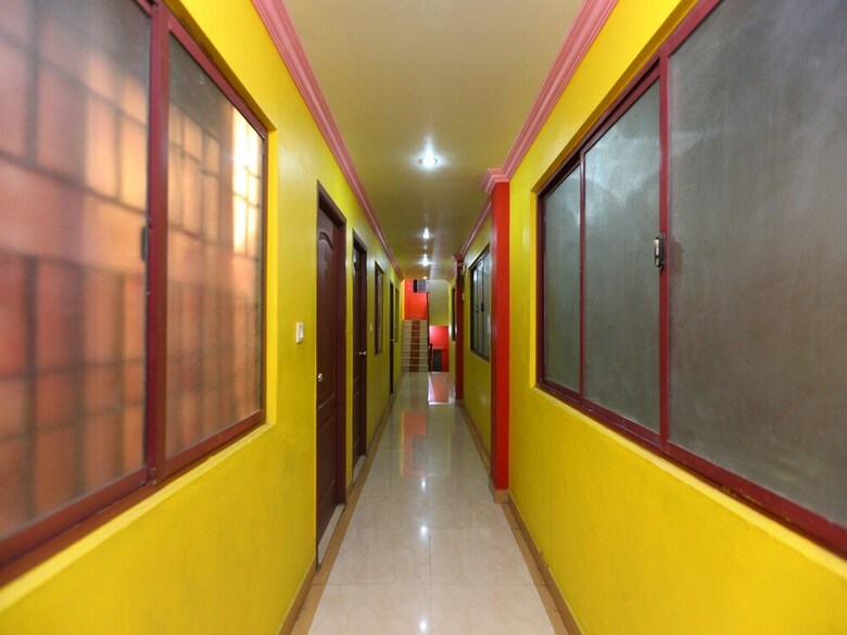 Hotel Oyo 4342 Lloyds Nest