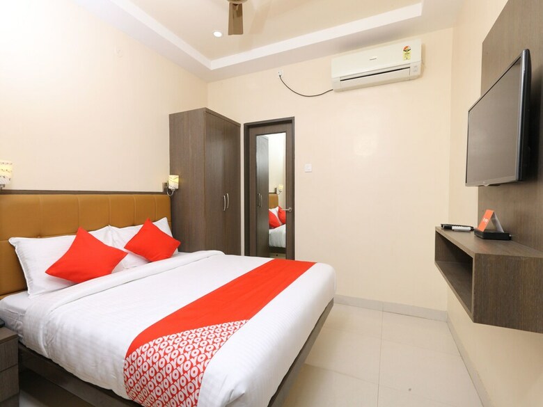 Hotel Oyo 14934 Kalyani Grand