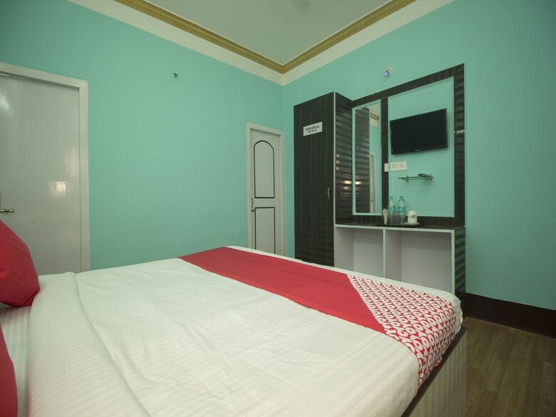 Hotel Oyo 17215 Garg Residency