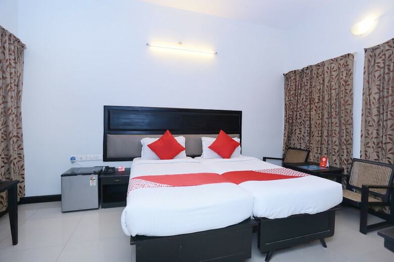 Oyo 24675 Flagship The Trivandrum Hotel