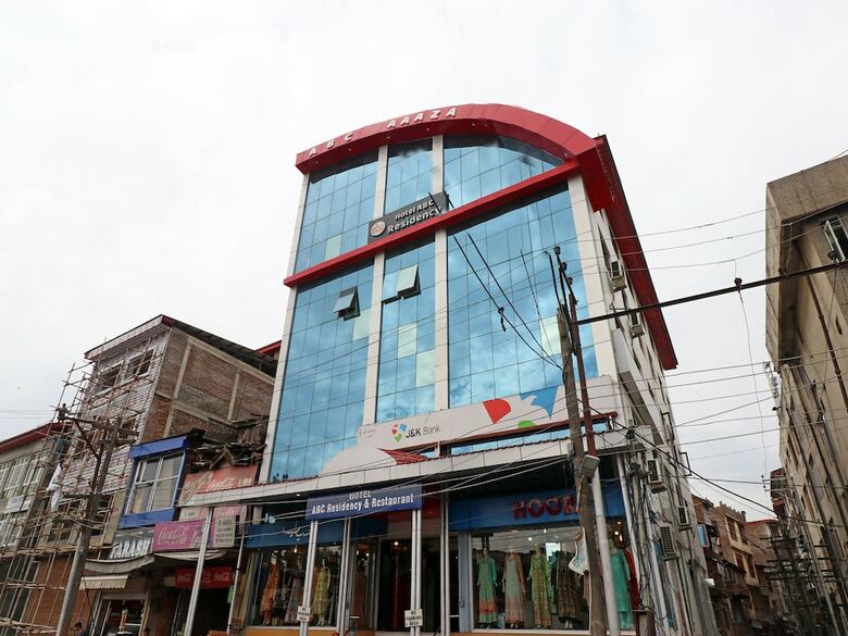 Hotel Oyo 19811 Abc Residency