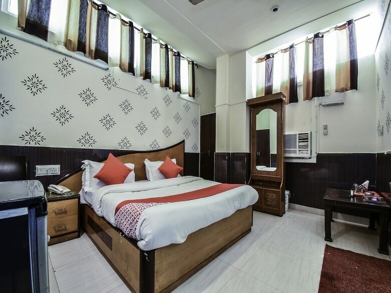 Oyo 22424 Hotel Vice Roy