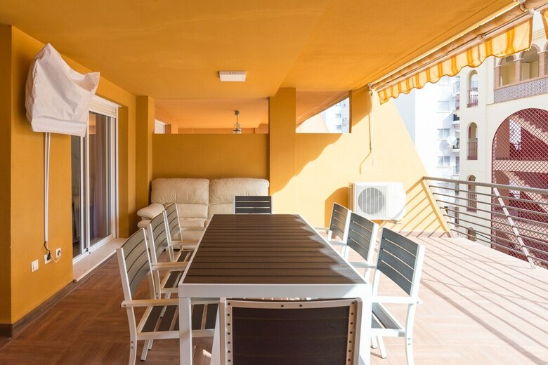 Apartamentos Malagasuite Beach & Sun