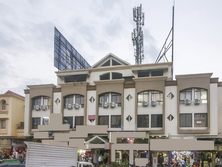 Oyo 22772 Hotel Vasantdashmi (Purva)