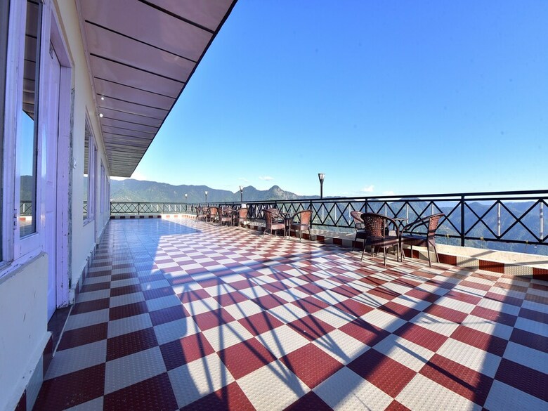 Hotel Oyo 22347 Hilltop Resorts
