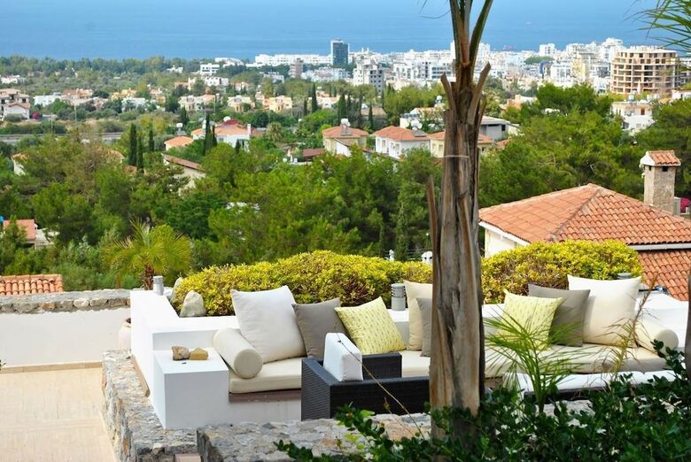 Villa Alex By Amy Villas